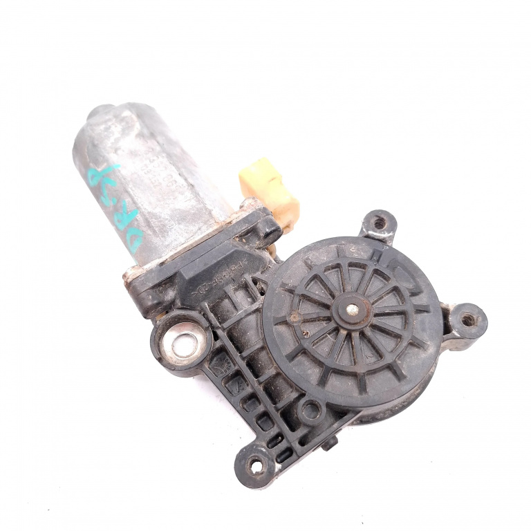 Motoras Macara Bmw 3 (E46) 1998-2007 Spate Dreapta 8362065, 676283620650, 0130821726, 119352Xxx Brose, Bosch