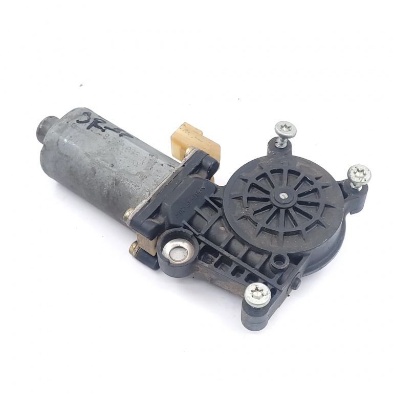 Motoras Macara Bmw 3 (E46) 1998-2007 Spate Dreapta 8362065, 67628362065, 119352Xxx, 0130821726 Brose