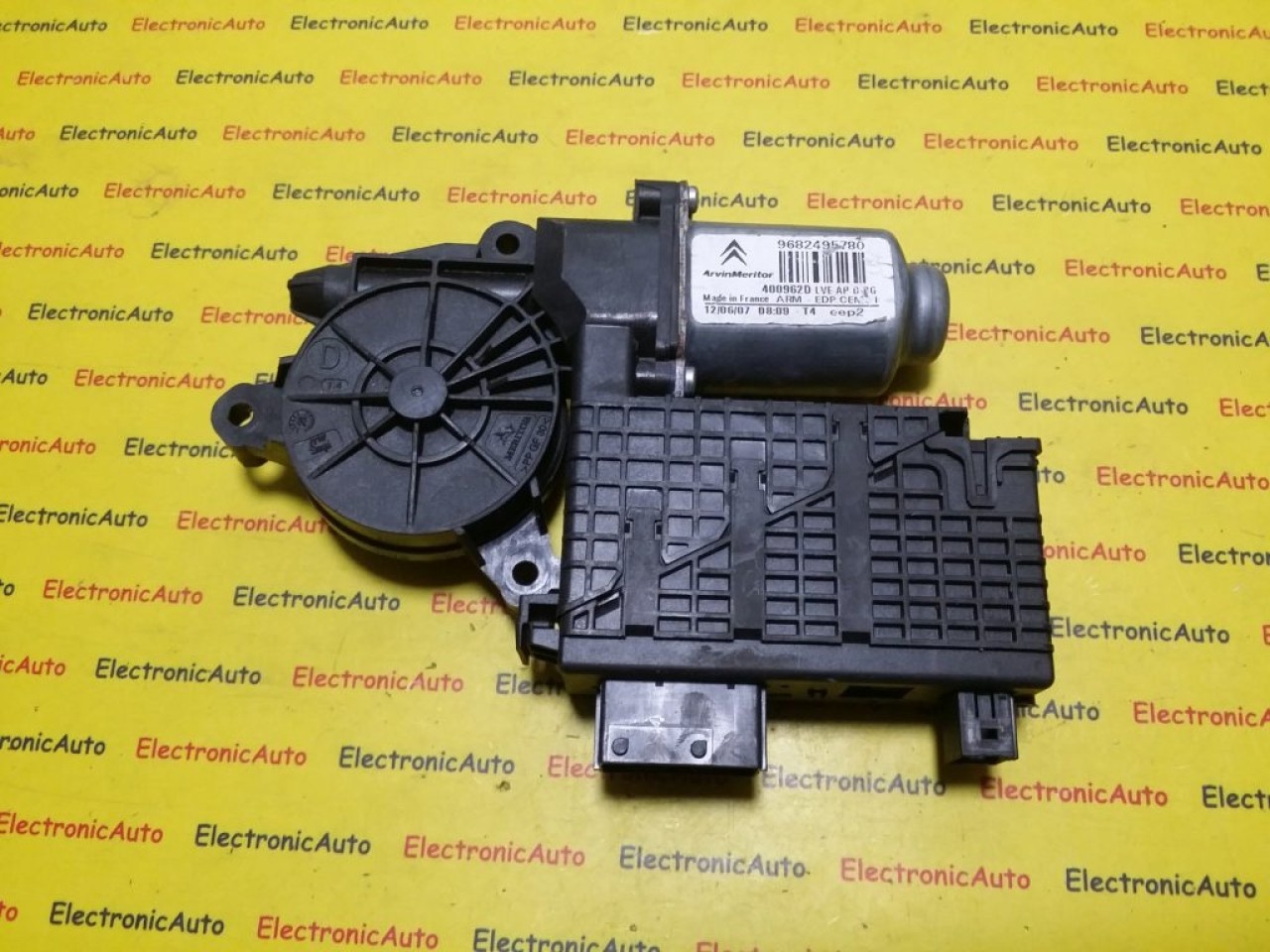 Motoras macara Citroen C4 9682495780, 400962D