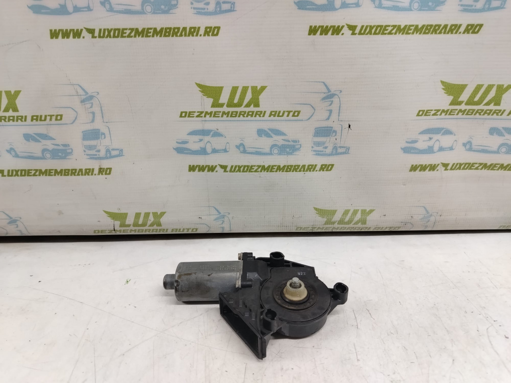 Motoras macara dreapta fata 0130821764 Audi A4 B7 [2004 - 2008]