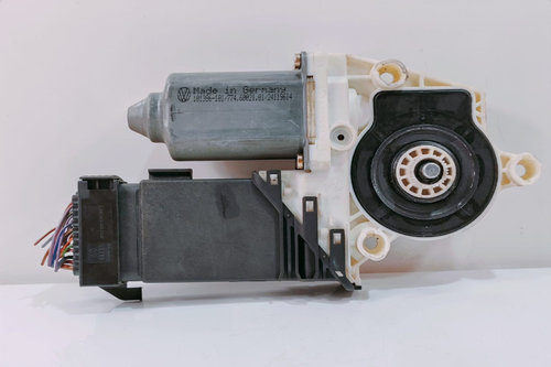 Motoras Macara Dreapta Fata 101386101 / 9776101434203 Volkswagen VW Golf 4 [1997 - 2006]