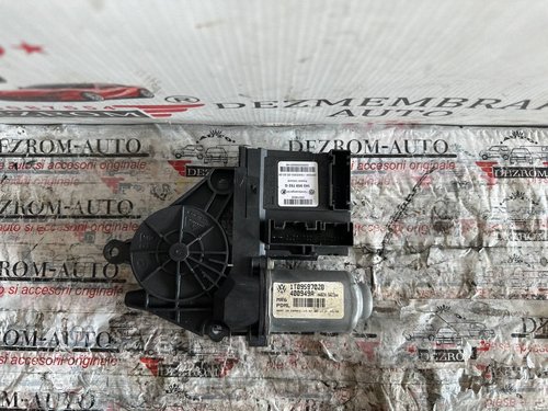 Motoras macara dreapta fata 1T0959702B 1K0959792G  VW Touran I (1T3) 1.2 TSI 105 cai