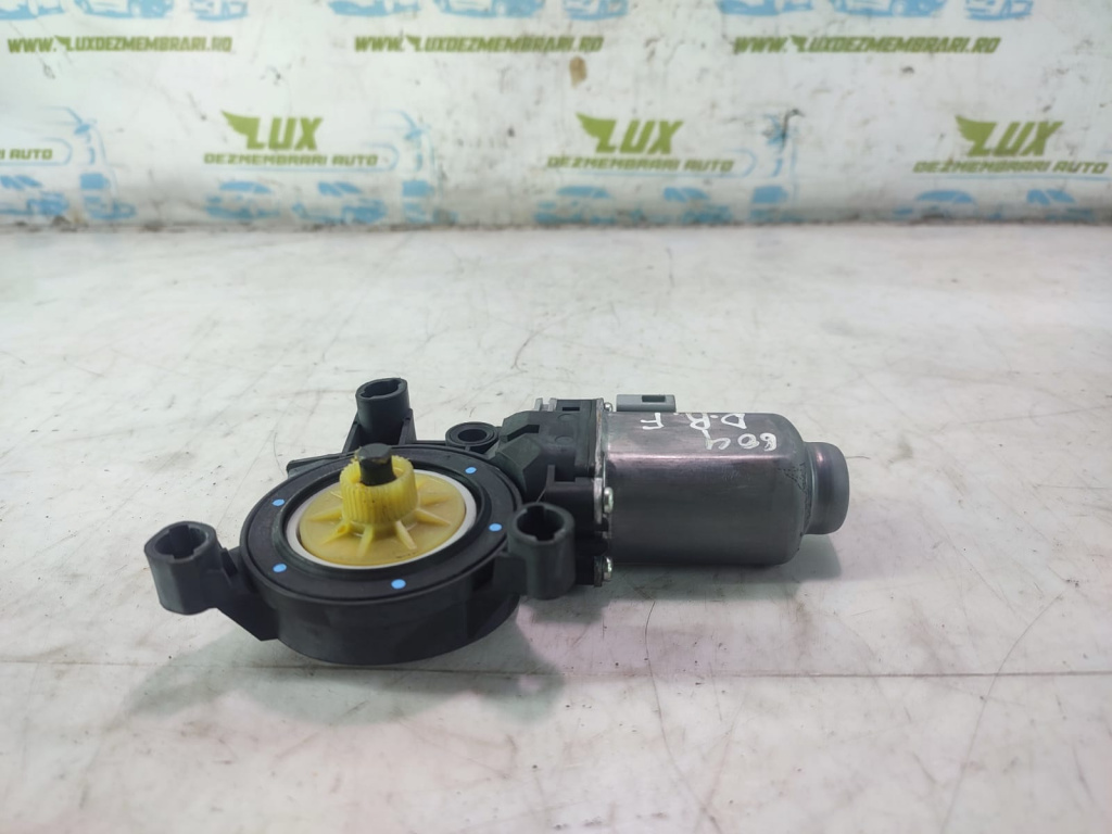 Motoras macara dreapta fata 6EU959802 Skoda Citigo [2011 - 2017] 1.0 benzina CHYA