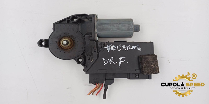 Motoras macara dreapta fata 7L0959792A Volkswagen VW Touareg generatia 1 7L [2002 - 2007]