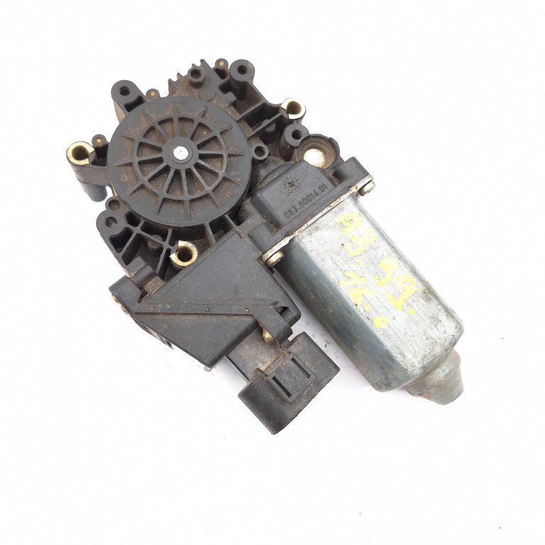 Motoras Macara Dreapta,fata Audi A3 (8L1) 1996 - 2003 0536001401