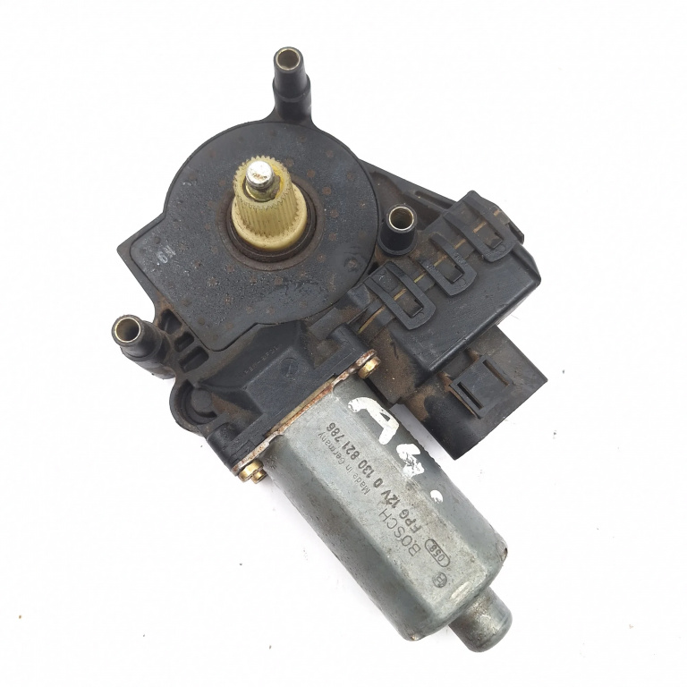 Motoras Macara Dreapta,fata Audi A4 B5 (8D) 1994 - 2001 0130821786, 103123XXX