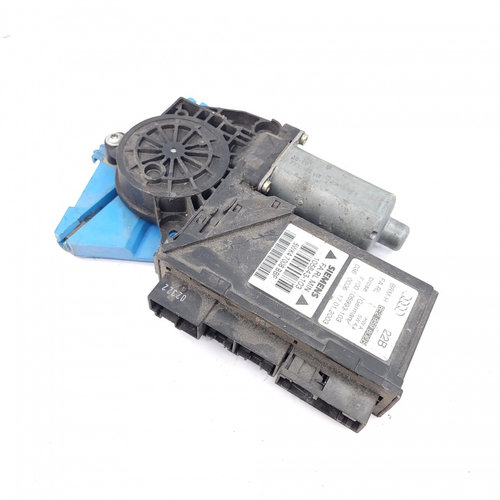 Motoras Macara Dreapta,fata Audi A4 B6 (8E) 2000 - 2004 8E2959802B, 9700105993103, 0360006, 10584310...