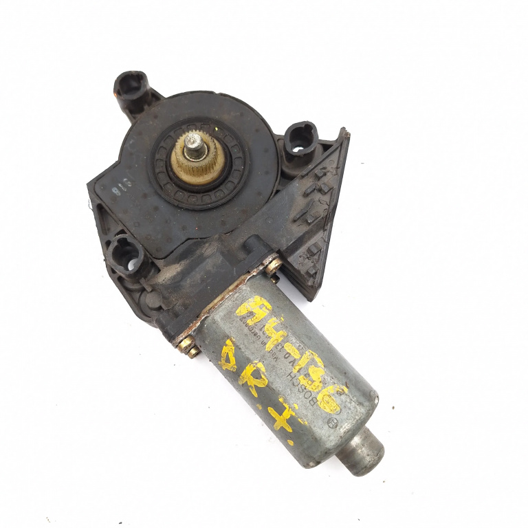 Motoras Macara Dreapta,fata Audi A4 B6 (8E) 2000 - 2004 0130821764, 102236XXX