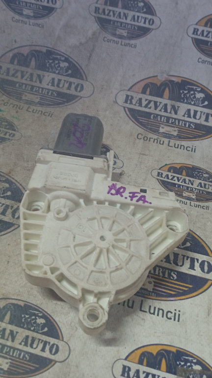 Motoras macara dreapta fata Audi A5 2012, 8T0959802B