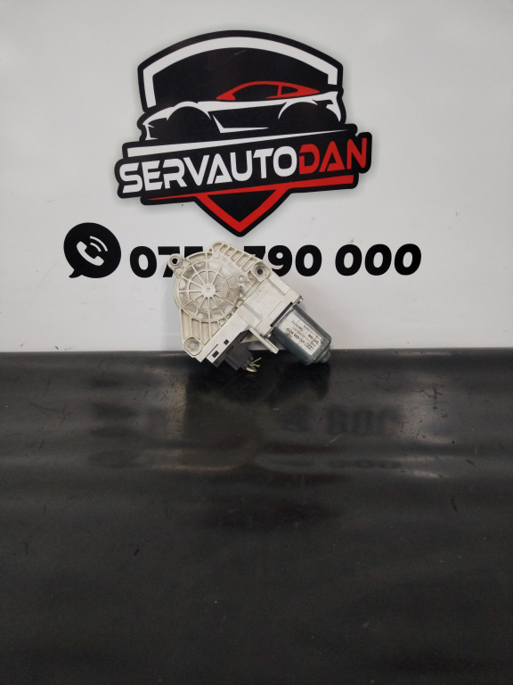 Motoras macara dreapta fata Audi A6 (2004-2011) [4F2, C6] 3.0 Motorina 2006, 4F0959802D