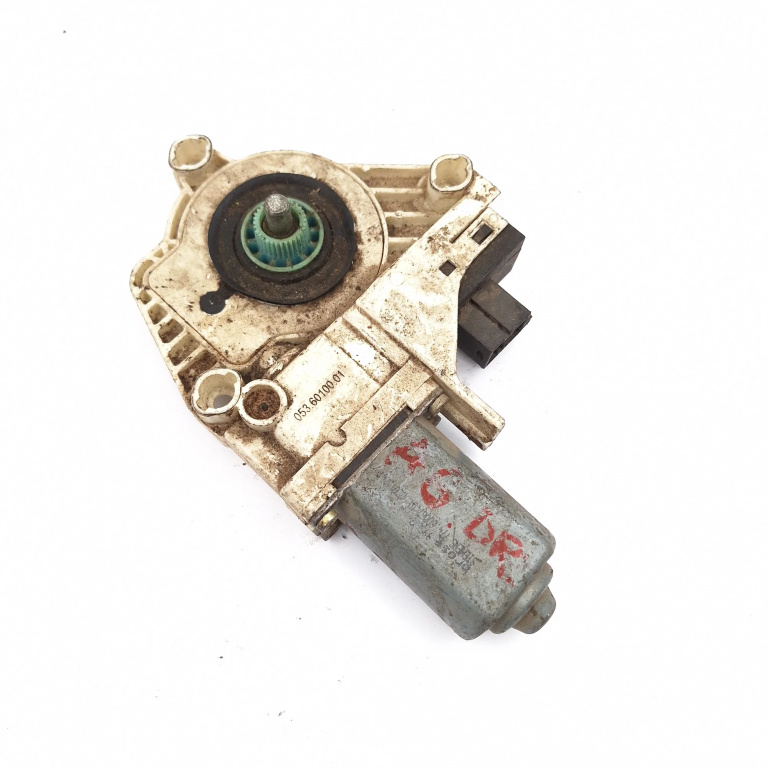Motoras Macara Dreapta,fata Audi A6 (4F, C6) 2004 - 2011 7746006701, 0536010001