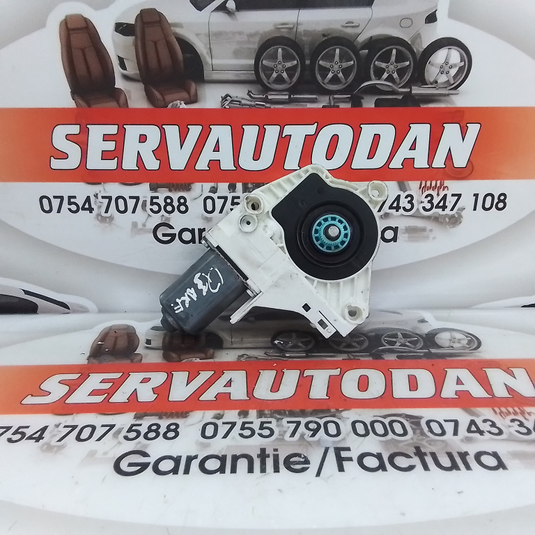 Motoras macara dreapta fata Audi Q3 (2011-2017) [8U] 2.0 Motorina 2013, 8K0959802B
