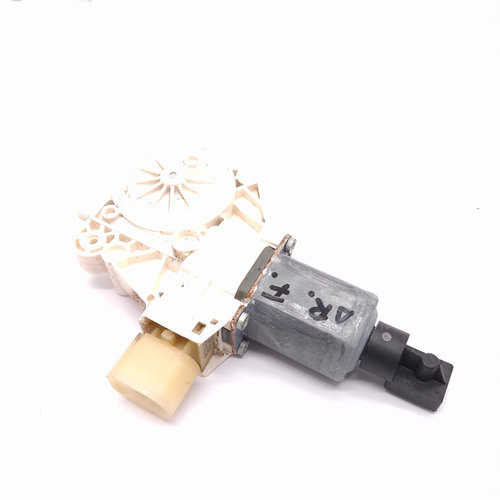 Motoras Macara Dreapta Fata Bmw 3 Gran Turismo - F34 2011-2019 320 D B47 D20 A Motorina 0130822, 013...
