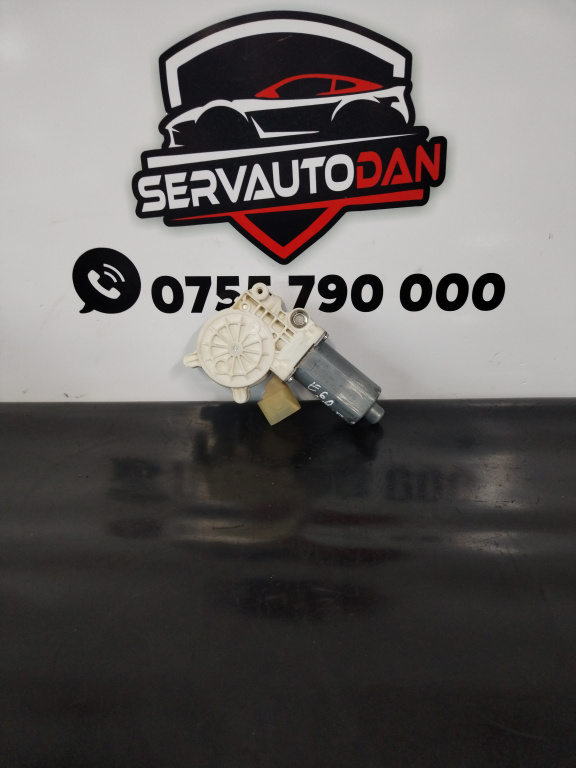 Motoras macara dreapta fata BMW Seria 5 (2003-2010) [E60] 2.0 Motorina 2007, 6981142