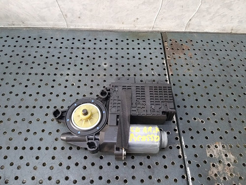 Motoras macara dreapta fata citroen c4 picasso 1 ud 9682495580 400964e