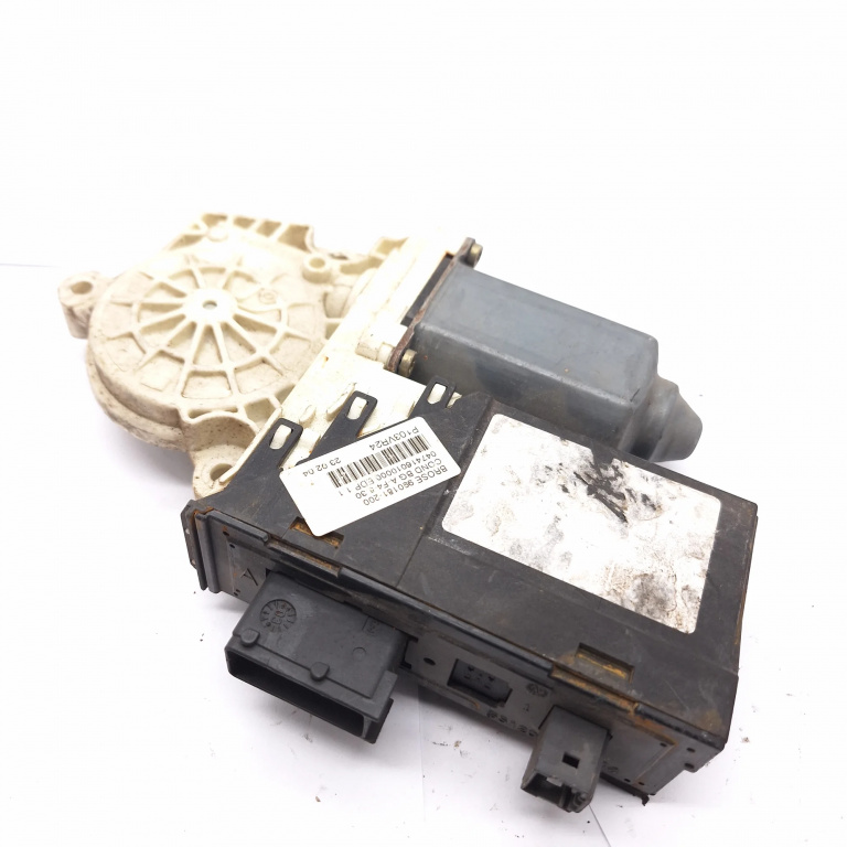 Motoras Macara Dreapta,fata Citroen C8 (EA, EB) 2002 - 2014 990181200, 0536003501, 101386100, 990181-200, 047416010000, 551200017204, 7746002101, 24024606, P103VR24