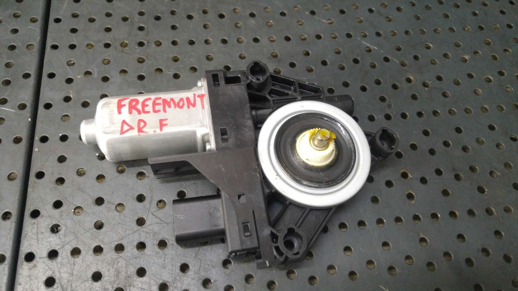 Motoras macara dreapta fata fiat freemont 345 c22330100