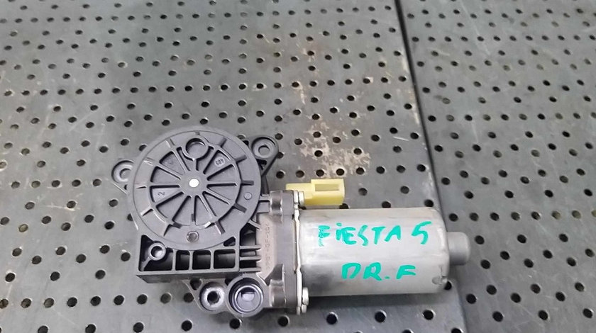 Motoras macara dreapta fata ford fiesta 5 jh jd 0130821939