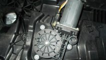 Motoras macara dreapta fata Ford Fusion (JU) 2002-...