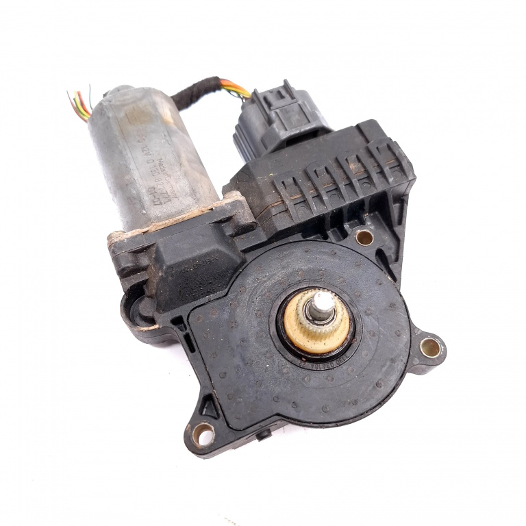 Motoras Macara Dreapta Fata Ford Mondeo Mk 3 2000-2007 0130821771, 2000010248, 94400324