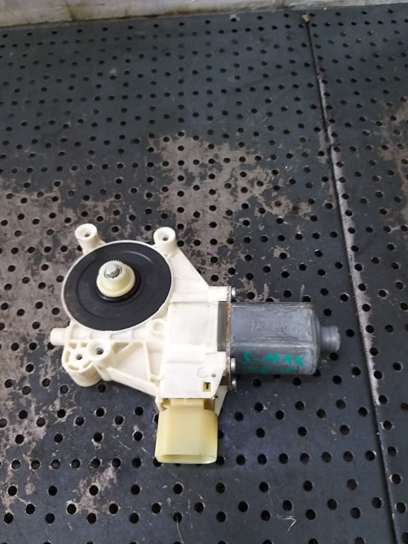 Motoras macara dreapta fata ford s max wa6 0130822286