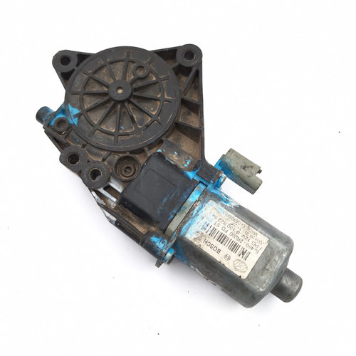 Motoras Macara Dreapta,fata Hyundai I30 (FD) 2007 - 2012 824602R000, 0130822543, 82460-2R000, 0-130-...