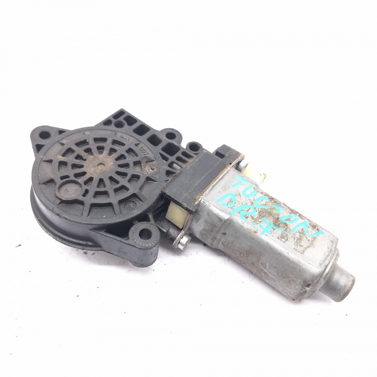 Motoras Macara Dreapta,fata Hyundai TUCSON (JM) 2004 - 2010