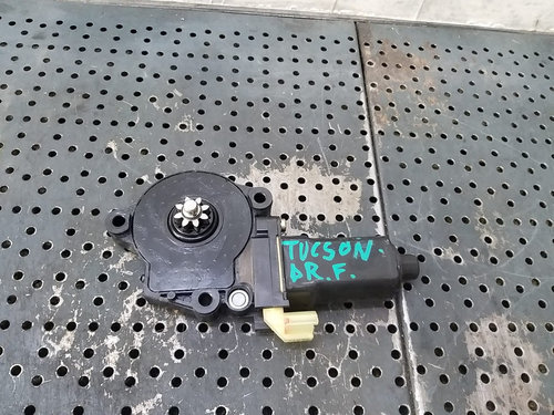 Motoras macara dreapta fata hyundai tucson