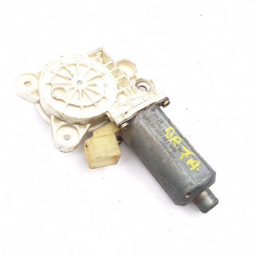 Motoras Macara Dreapta,fata Mercedes-Benz CLK W209 2002 - 2009 A2308200942, 106256102, 0130821920