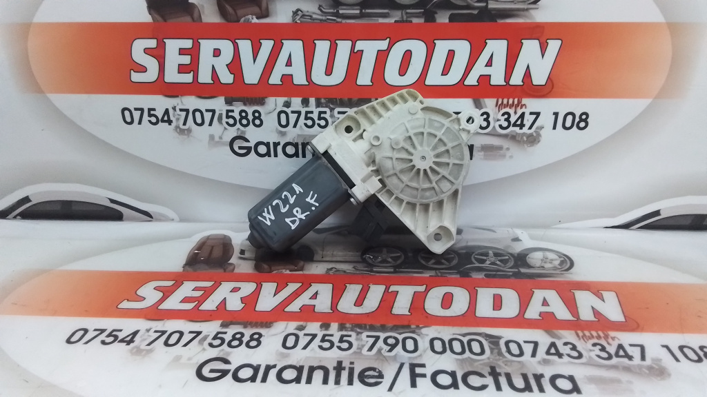 Motoras macara dreapta fata Mercedes-Benz S-Class (2005-2009) [W221] 3.0 Motorina 2008, A2218202842