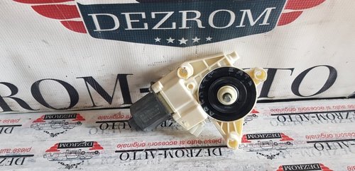 Motoras macara dreapta fata Mercedes-Benz W212 E220 cod A2048200242
