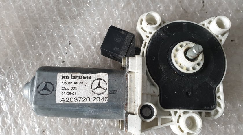 Motoras macara dreapta fata mercedes w203 a2037202346