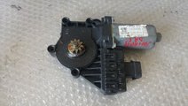 Motoras macara dreapta fata opel zafira b 13132435...