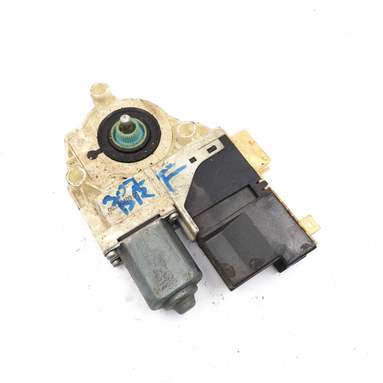 Motoras Macara Dreapta,fata Peugeot 307 2001 - 2008 0536010901, 965495100, 503620140202, R258WM17, 997831101, 7746004701 , 0901704260737, 964787100, 981007101