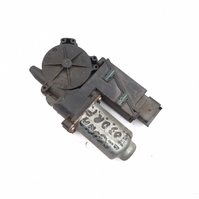 Motoras Macara Dreapta,fata Renault LAGUNA 2 2001 - 2007 5972857, 47100310