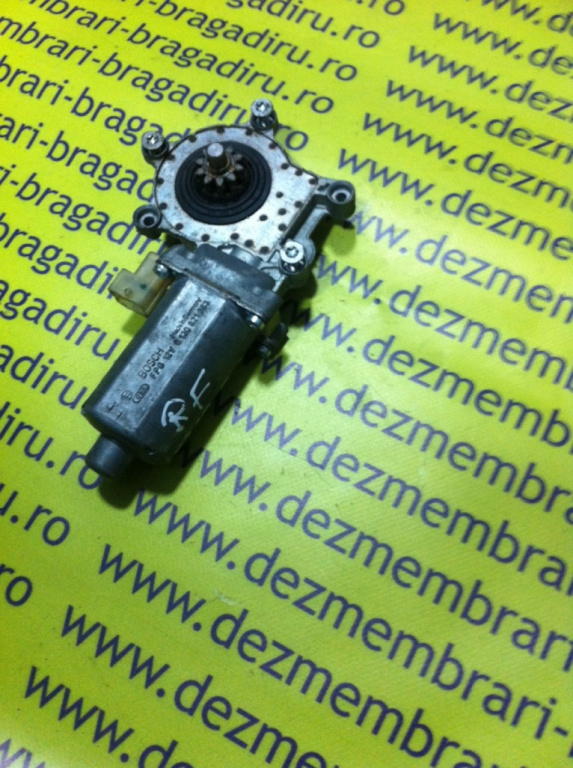 Motoras macara dreapta fata Saab 9-3 2 [2002 - 2007] Sedan 2.0 MT (175 hp) (YS3F) Vector