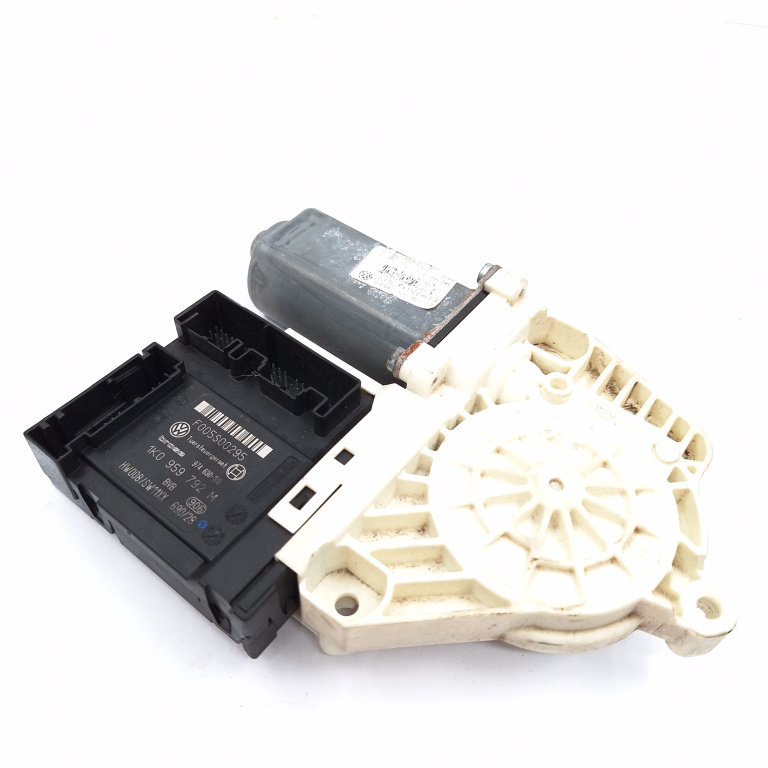 Motoras Macara Dreapta Fata Seat Leon (1P1) 2005-2012 1K0959792M, 1K0 959 792 M, 1K0959792, F005S00295, 974630103, 974 630 103, 27106430, 6015005 Bosch, Brose