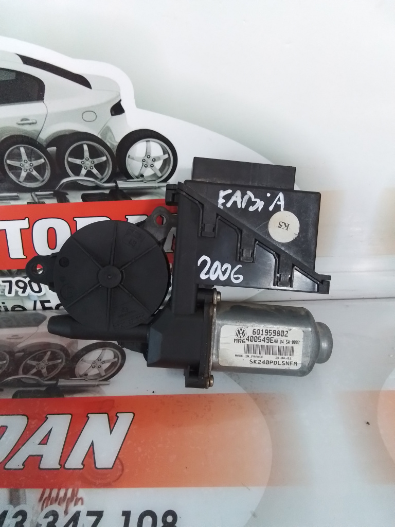 Motoras macara dreapta fata Skoda Fabia 1.4 Motorina 2006, 6Q1959802
