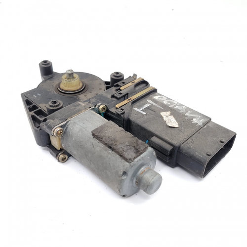Motoras Macara Dreapta,fata Skoda OCTAVIA 1 (1U) 1996 - 2010 104413301, 05074230, HW02S0002210601, 1...