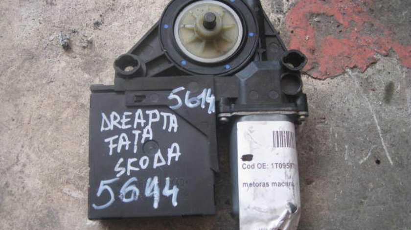 Motoras macara dreapta fata skoda octavia