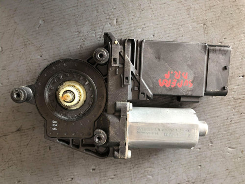 Motoras macara dreapta fata skoda superb 0130821694 1c1959802