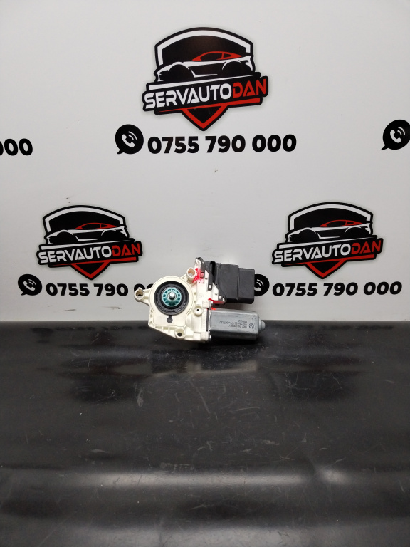 Motoras macara dreapta fata Volkswagen Golf 5 (2004-2009) 1.9 Motorina 2004, 1K0959704F