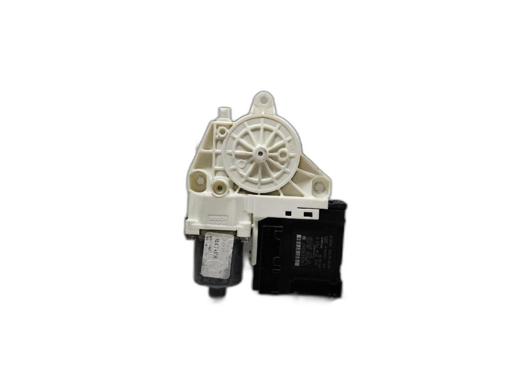 Motoras macara dreapta fata Volkswagen Golf 5 1K5837402AQ OEM 1K5837402AQ