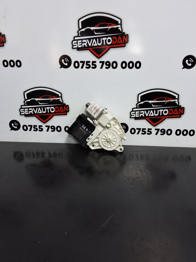 Motoras macara dreapta fata Volkswagen Jetta 5 (2005-2010) 1.9 Motorina 2008, 1K0959702AE / 1K0959792P