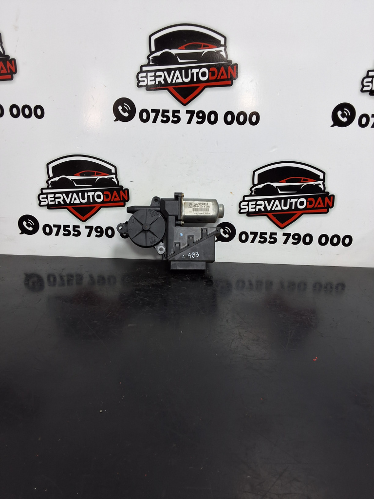 Motoras macara dreapta fata Volkswagen Polo 4 (2001-2005) 1.4 Motorina 2002, 6Q2959801A