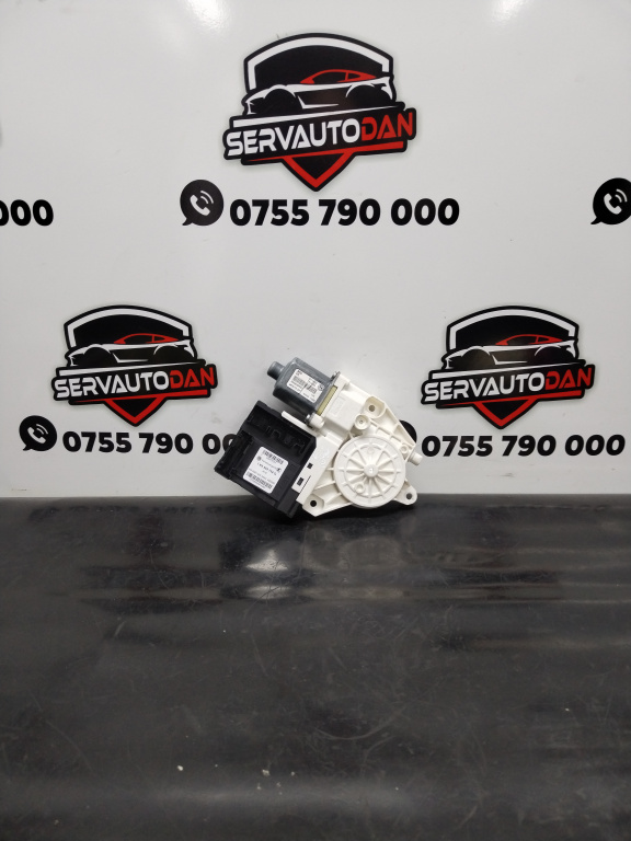 Motoras macara dreapta fata Volkswagen Tiguan (2007-2011) 2.0 Motorina 2009, 5N0959702E / 1K0959792Q