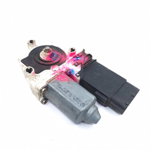 Motoras Macara Dreapta Fata Vw Golf 4 1997-2004 101386101, 7746002101, 0705811