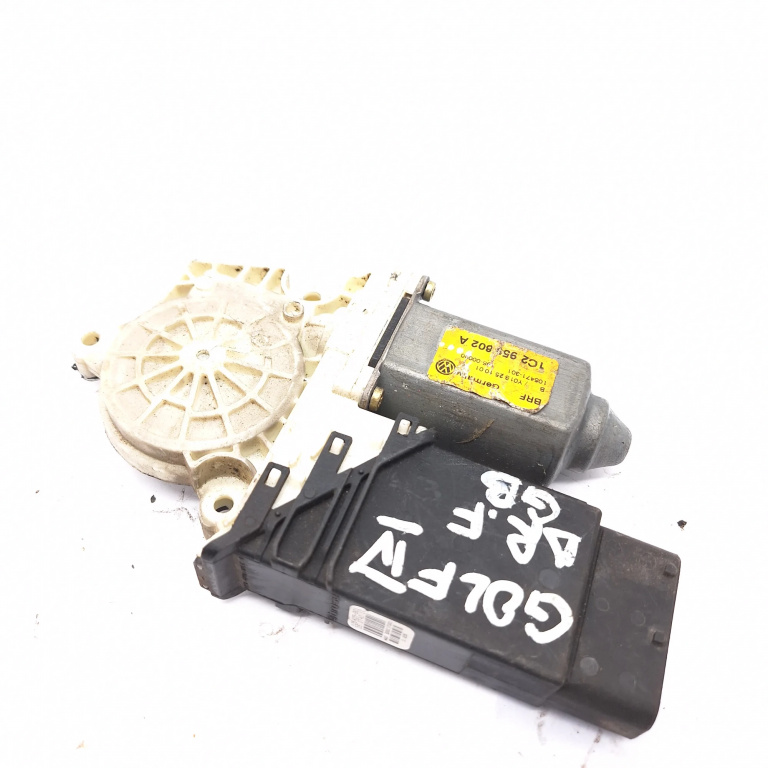 Motoras Macara Dreapta,fata VW GOLF 4 1997 - 2004 1C2959802A, 105471301, 0536003501, 19500000, 101386102, 7746002101, 17101640, 74600210117101640, 119432, Y01B251001