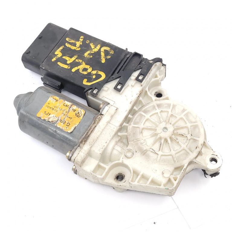 Motoras Macara Dreapta,fata VW GOLF 4 1997 - 2004 9776101434203, F005S00048, 18119906, 9776-101434-203, 101428202, 101386101, 25011614, 0536003501