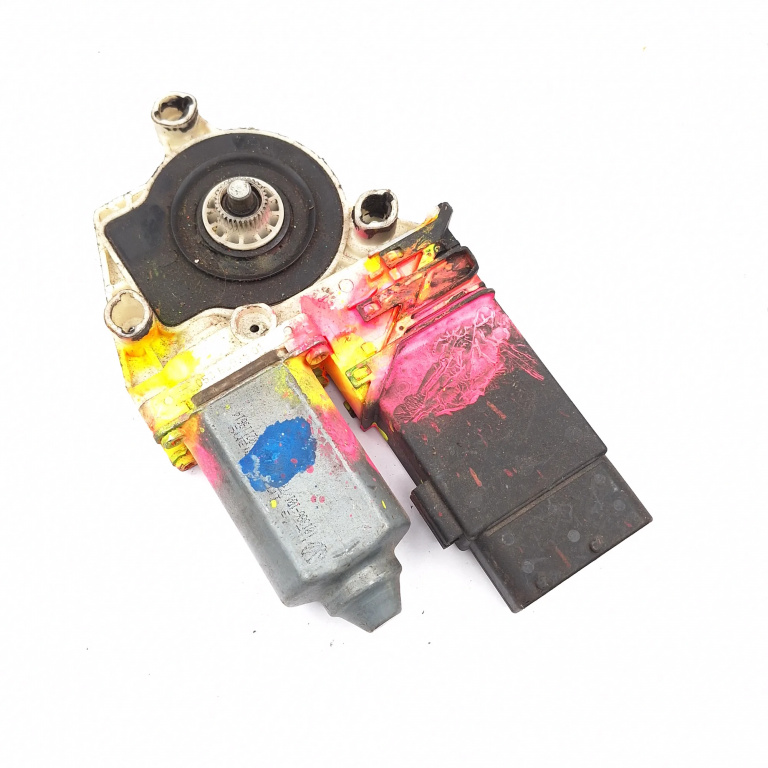 Motoras Macara Dreapta,fata VW GOLF 4 1997 - 2004 0536003501, 101431203, 05076270, 291099, 212133, 101386101, 119432